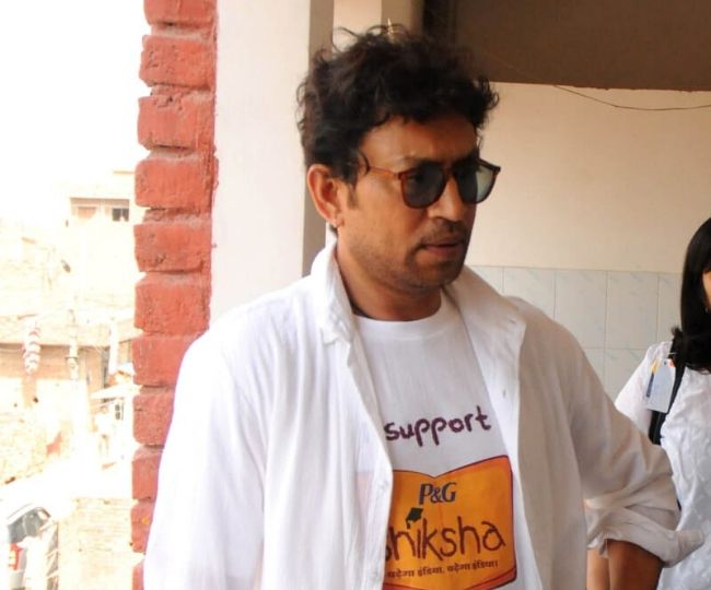 rip-irrfan-khan-a-look-back-some-of-rare-clicks-of-the-magnificent-actor-in-pics
